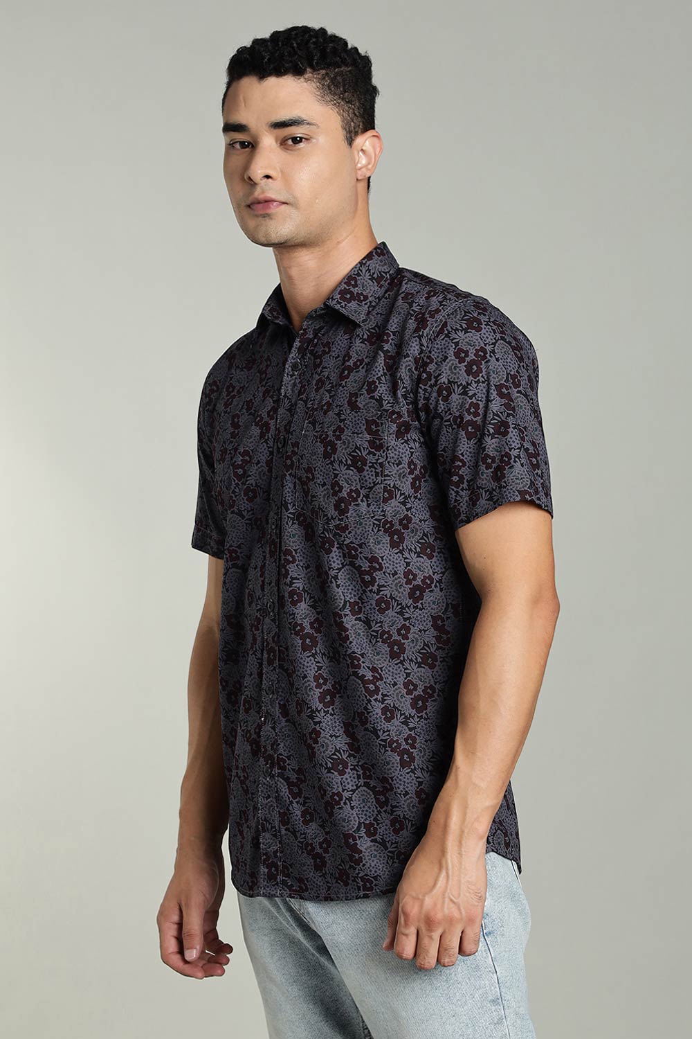 Enhance Mens Printed Casual Shirt Standard Collar Half Sleeve V Pocket - Black - SA18