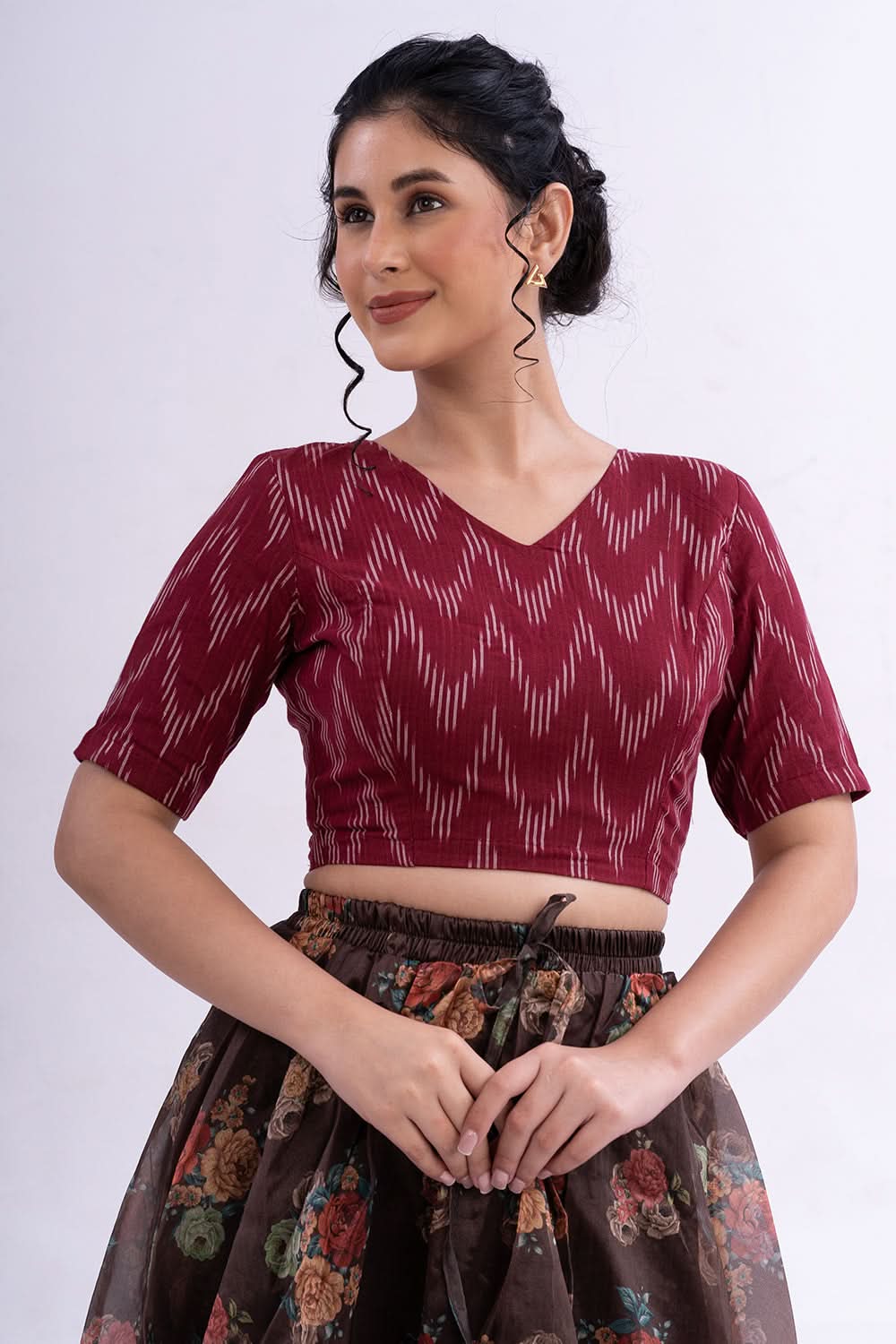 Naidu Hall V Neck Elbow Sleeve Women's Handloom Cotton Saree Ikat1 Back Open Blouse - Maroon