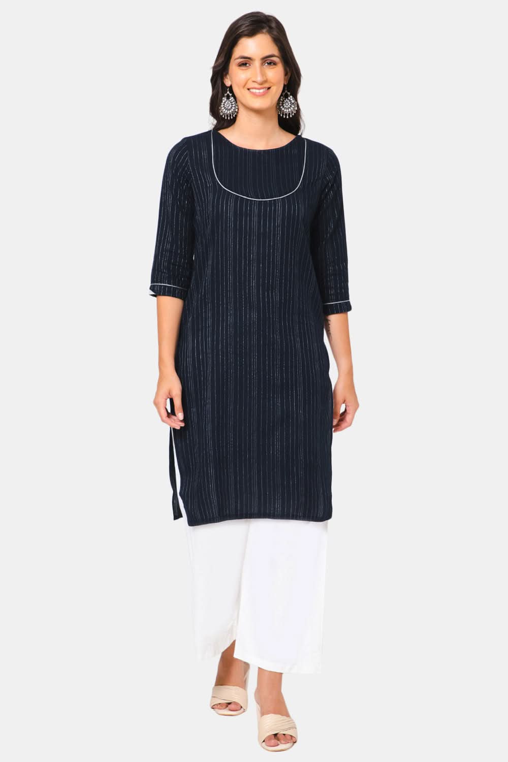 Buy Stylish Comfortable Navy Blue Kurta For Women Online VNH Naidu Hall buy-stylish-comfortable-navy-blue-kurta-for-women-online-vnh-naidu-hall