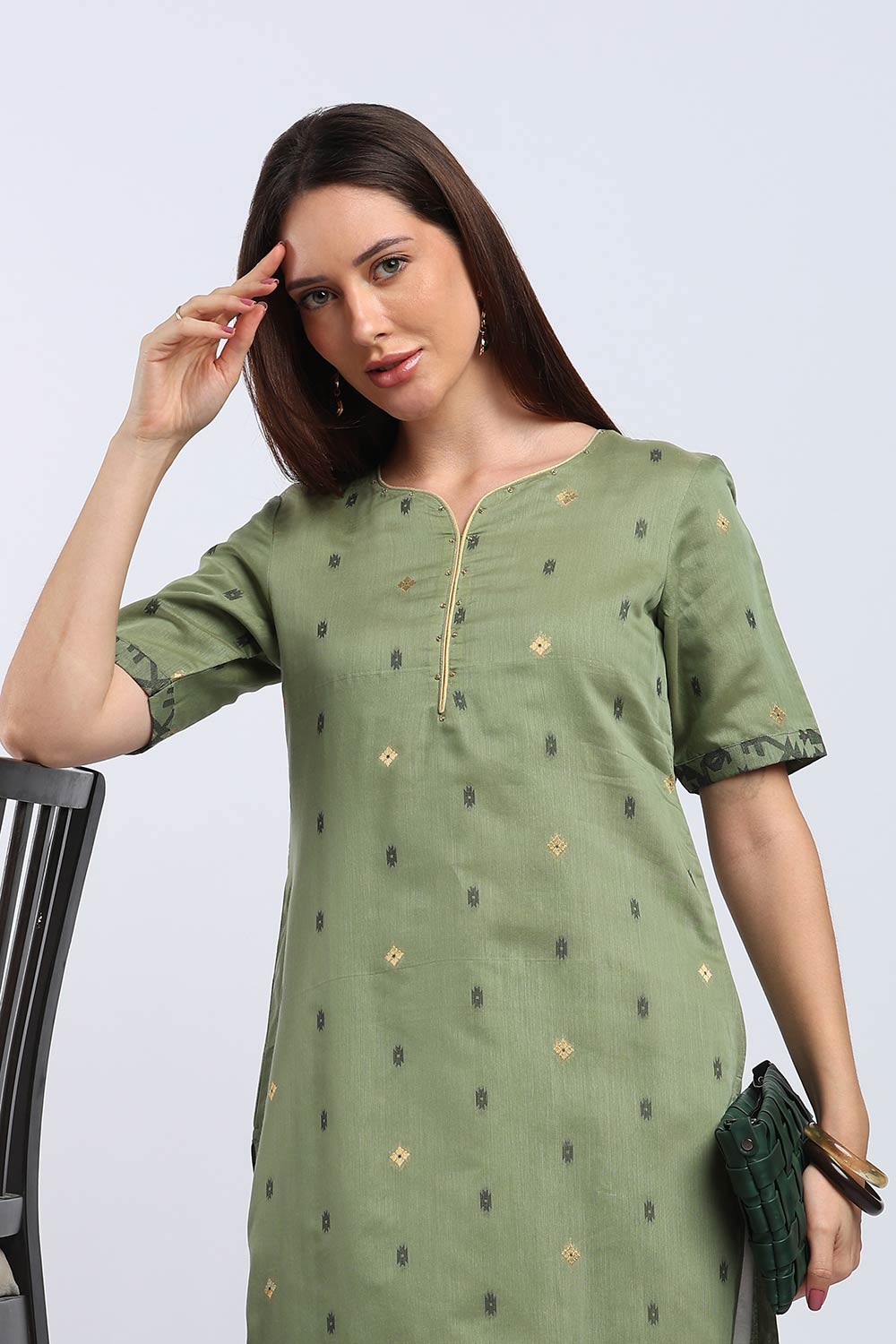 Mythri Women’s Cotton Embroidered Kurti | Sweetheart Neck Kurta with Golden Piping & Sequin Embroidery | Ethnic Kurti for Office Festive & Casual Wear - K142