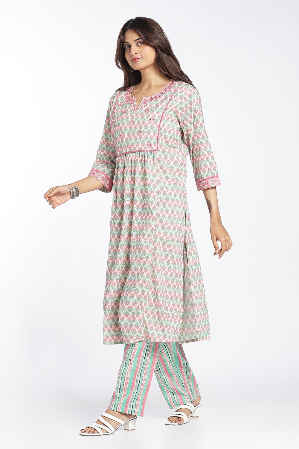 Mythri Women's Cotton A-Line Kurti Set | Printed Kurta Pant Set with Round Notch Neck & 3/4 Sleeves | Regular Fit Ethnic Wear | Festive & Occasion Wear - KP805