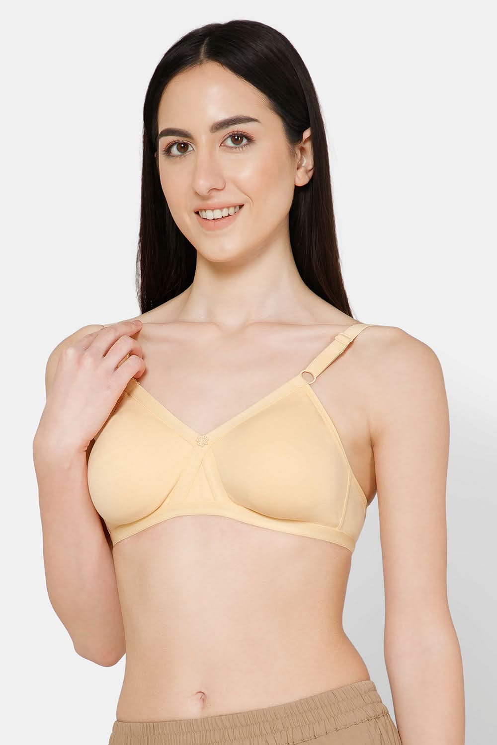 Naidu Hall Pretti Everyday T-Shirt Bra - Smooth, Comfortable & Non-Wired Bra for Daily Wear