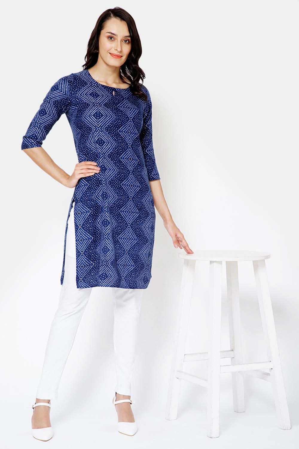 Mythri Women Knee Length Straight Kurtha - Blue - KU44
