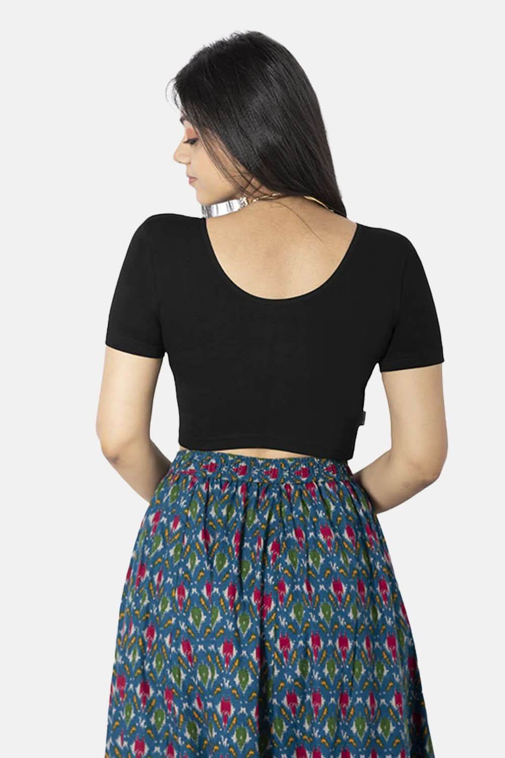 Naidu Hall Knitted Blouse With Round Neck Princess Cut Short Sleeve - Black - Naidu Hall Family Store
