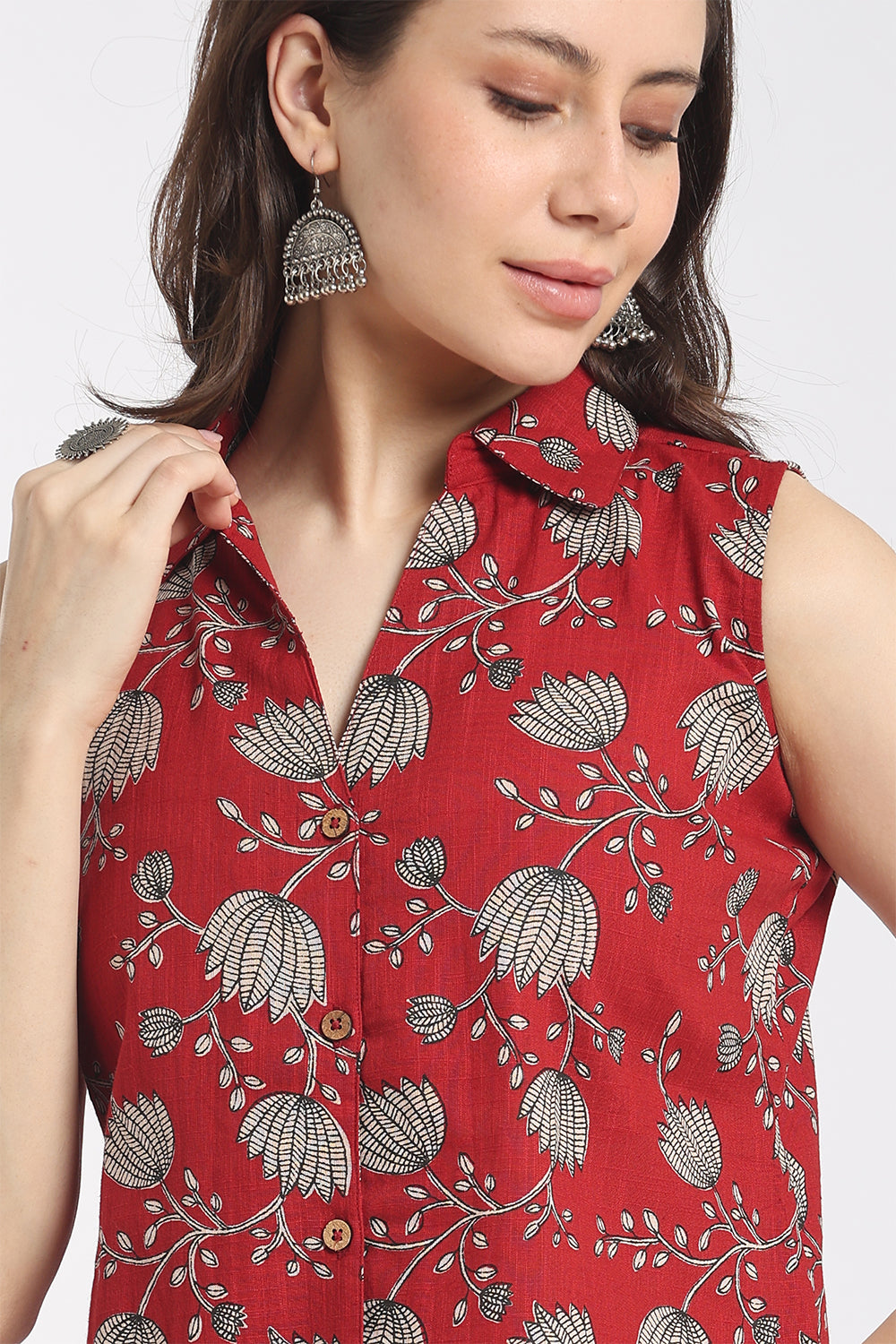 Mythri Women's Cotton Sleeveless Shirt Collar Top | Button Down Regular Fit Casual Top | TO52