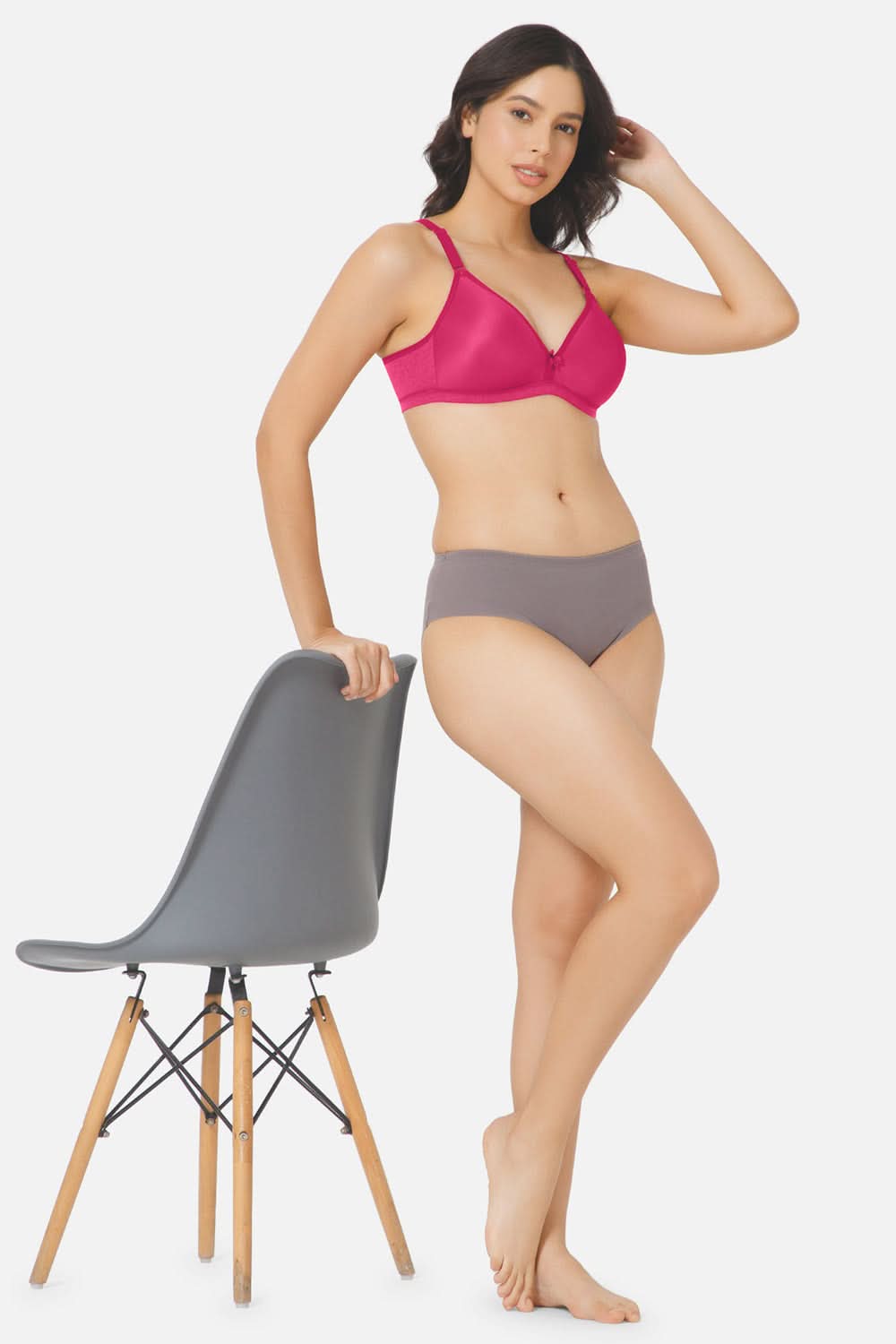 Elegant Nova T-Shirt Bra in Fuchsia Color for a Bold and Comfortable Look