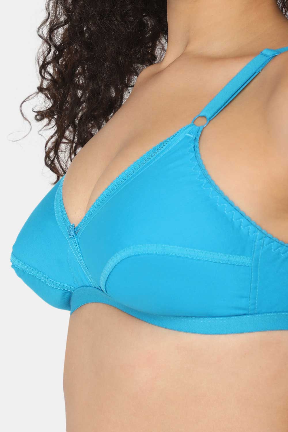 Naidu Hall Medium Coverage Non-Wired Non-Padded Everyday Saree Bra - Lovable
