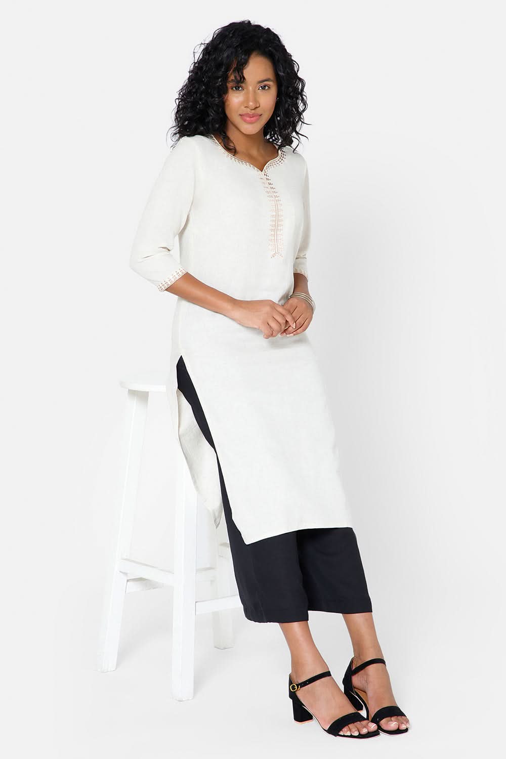 Mythri Women's Casual Kurthi with Sweetheart Neck 3/4th Sleeves - Off White - KU47