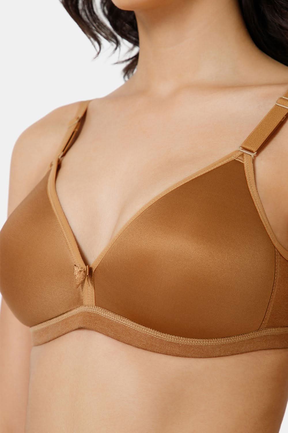 Close-Up of Nova T-Shirt Bra in Dark Skin Offering Smooth and Comfortable Padding