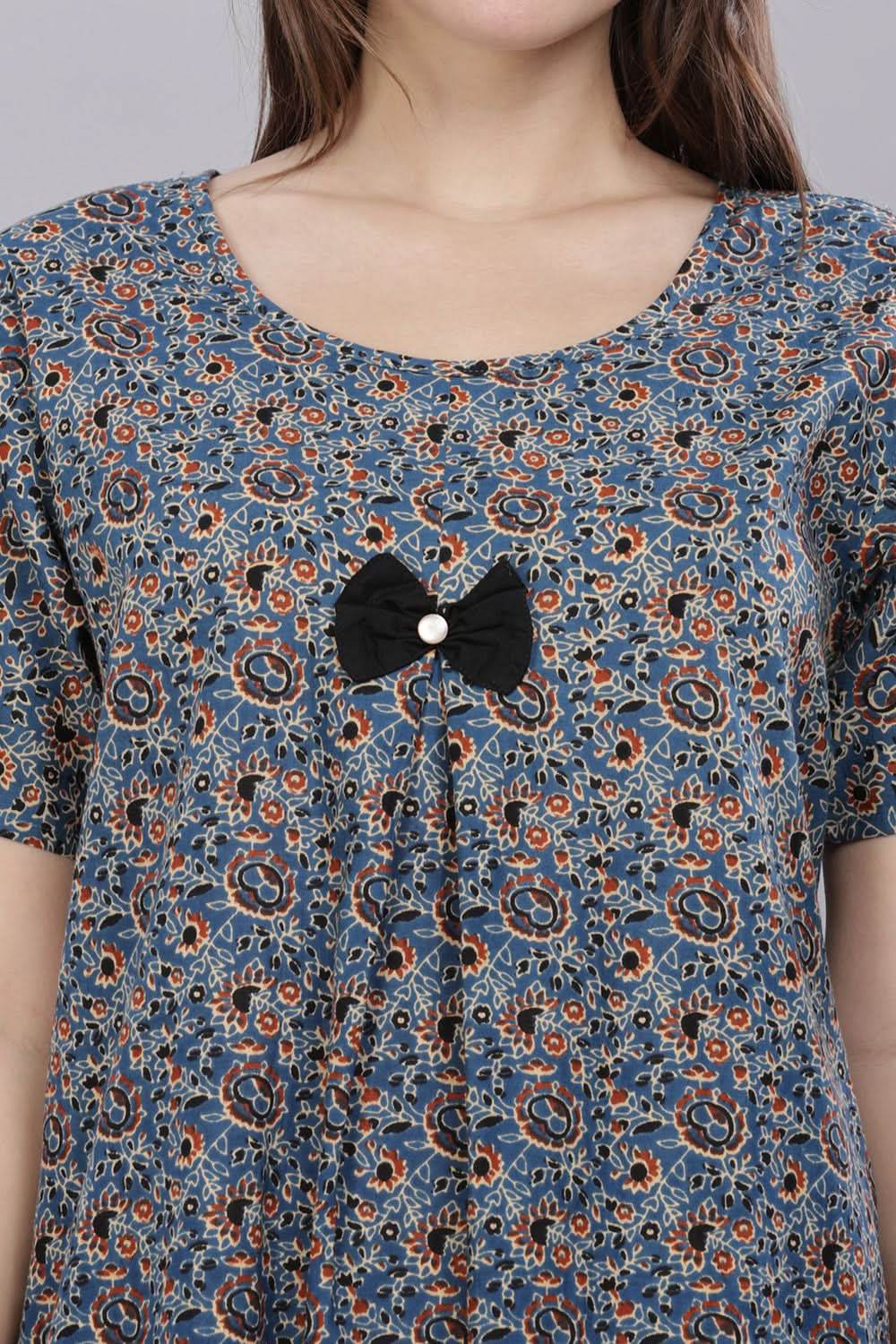 Naidu Hall Round Neck Short Sleeves 100% Cotton Printed with Box pleat Women's Nighty - Blue - T414 - Naidu Hall Family Store