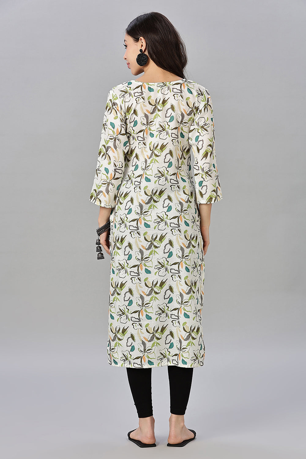 Mythri Women's Printed Cotton Blend Kurta – Round Neck, Contrast Buttons & 3/4 Sleeves
- Cream - KA13