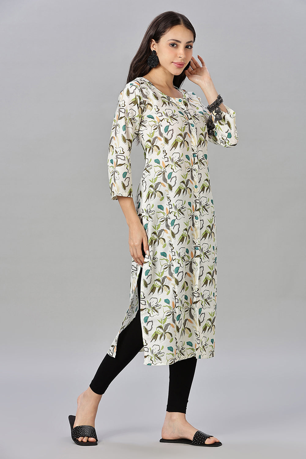 Mythri Women's Printed Cotton Blend Kurta – Round Neck, Contrast Buttons & 3/4 Sleeves
- Cream - KA13