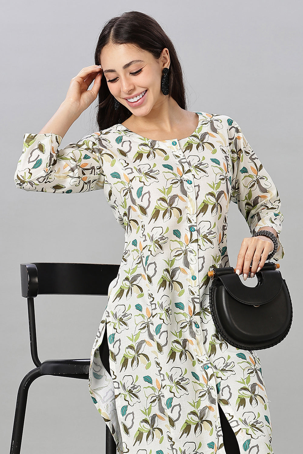 Mythri Women's Printed Cotton Blend Kurta – Round Neck, Contrast Buttons & 3/4 Sleeves
- Cream - KA13