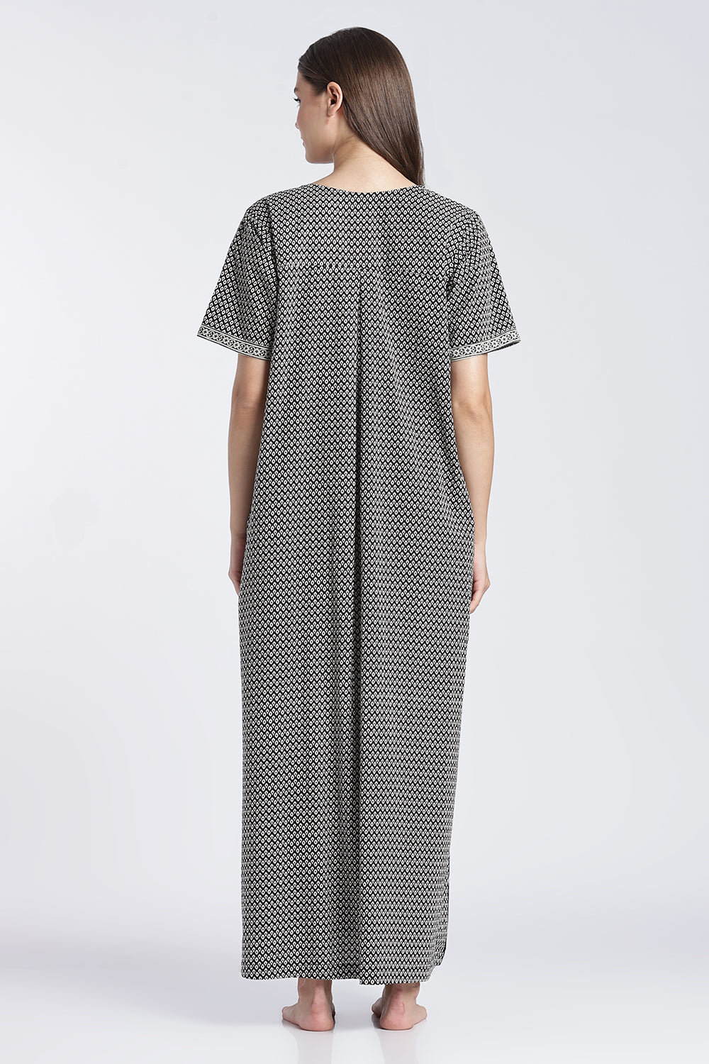 Naidu Hall Women’s Printed Cotton Nighty | V-Neck Night Dress with Contrast Yoke Border | Short Sleeve Daily Wear, Sleepwear & Loungewear
- NB52