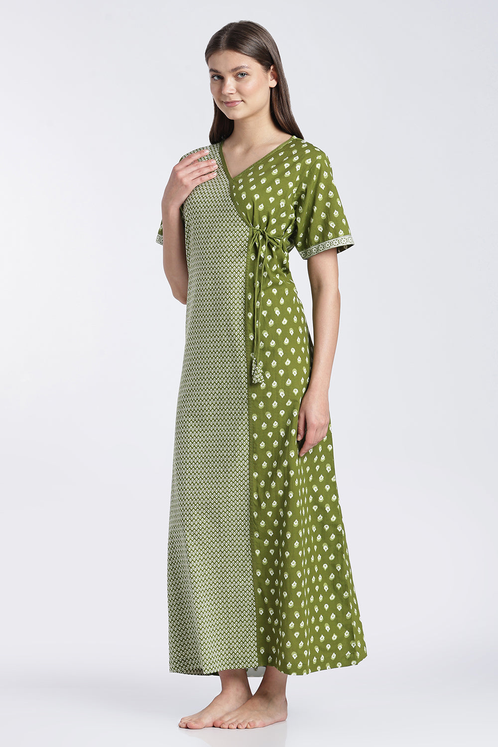 Naidu Hall Women’s Printed Cotton Angarakha Nighty | V-Neck Wrap Style Night Dress with Tie-Up | Short Sleeve Daily Wear, Sleepwear & Loungewear
- NB51