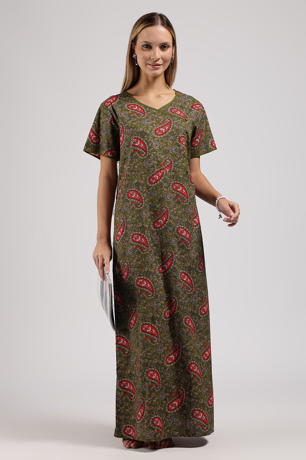 Naidu Hall Printed Cotton Nighty for Women – A-Line Relaxed Fit Sleepwear with V-Neck & Asymmetric Panel | Comfortable Daily Wear Nighty
- N121