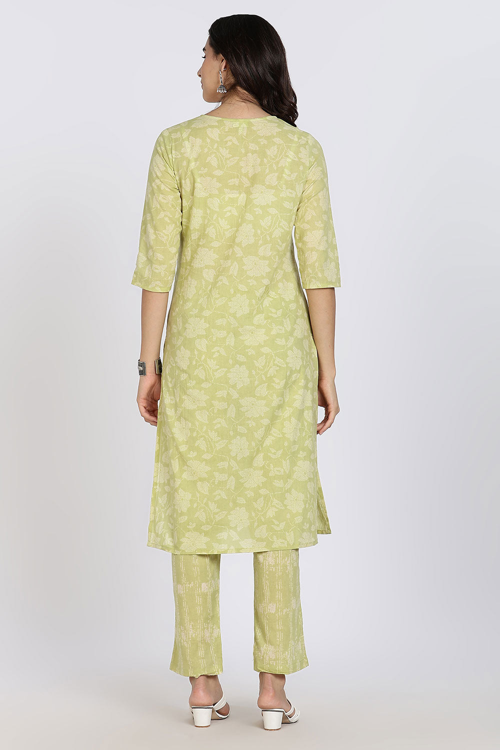 Mythri Elegant Cotton Kurthi Set for Women – Straight Cut Kurta with Embroidery & Pants | Daily Wear Ethnic Kurta Set - Green - K803
