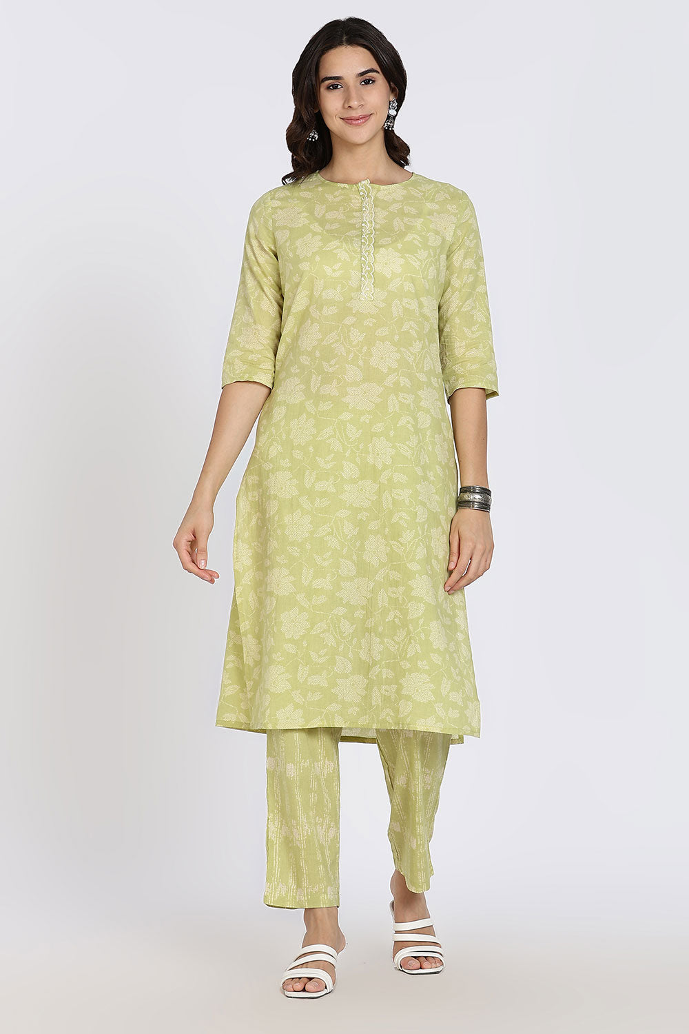 Mythri Elegant Cotton Kurthi Set for Women – Straight Cut Kurta with Embroidery & Pants | Daily Wear Ethnic Kurta Set - Green - K803