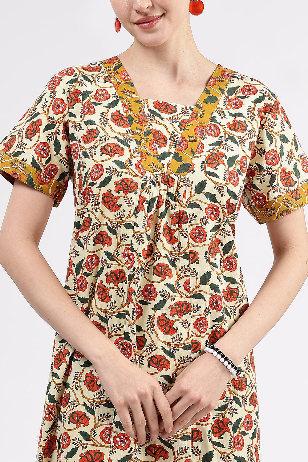 Naidu Hall Women’s Printed Cotton Full-Length Nighty with V-Neck Patchwork and Contrast Border Sleeves
- NA46