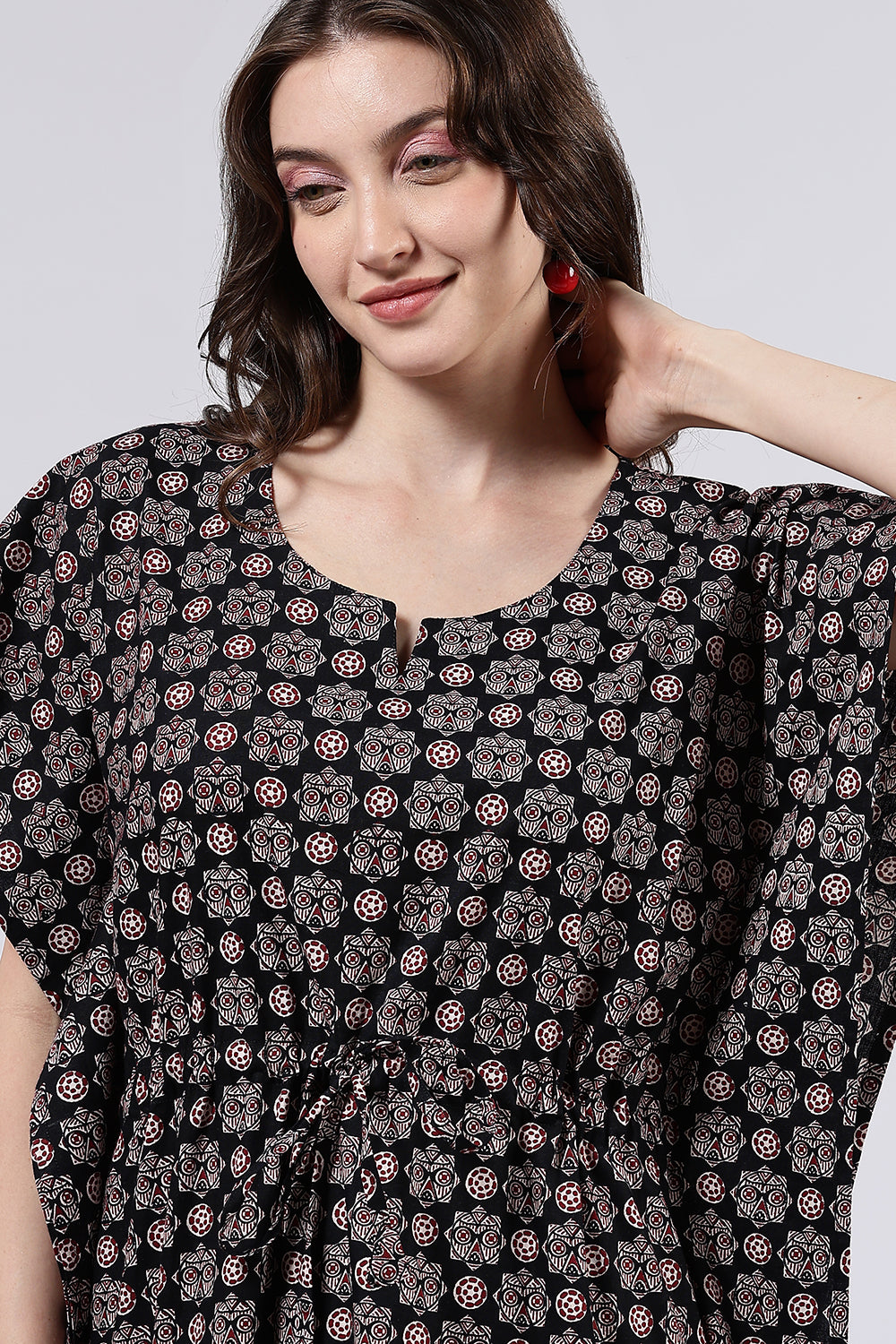 Naidu Hall Women’s Printed Cotton Full-Length Nighty with Scoop Neckline, Elbow Sleeves & Contrast Piping
- NA56