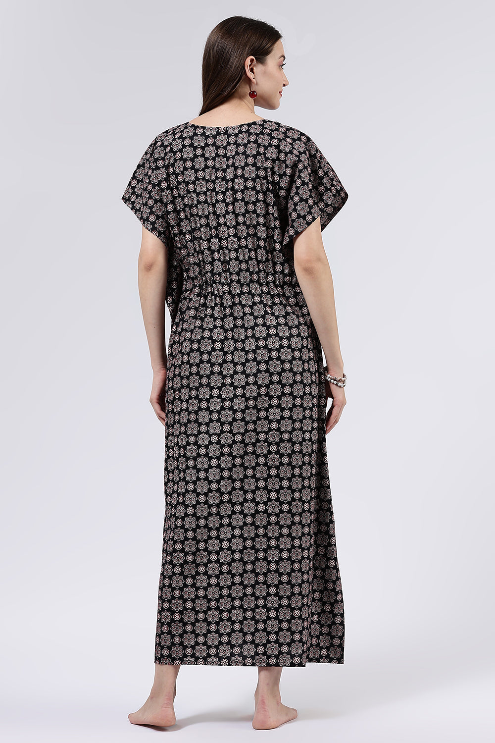 Naidu Hall Women’s Printed Cotton Full Length Nighty with Scoop Neckline and Contrast Piping Detail
- Black - NA56