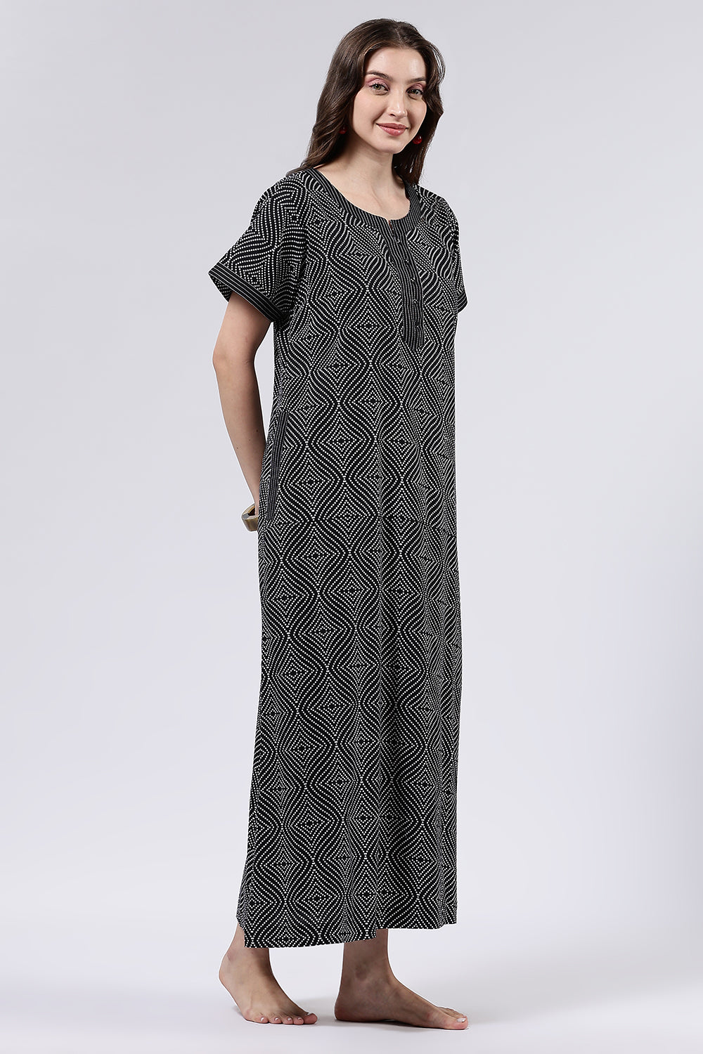 Naidu Hall Women’s Printed Cotton Full Length Nighty with Mandarin Collar and V Neckline
- Black - NA68