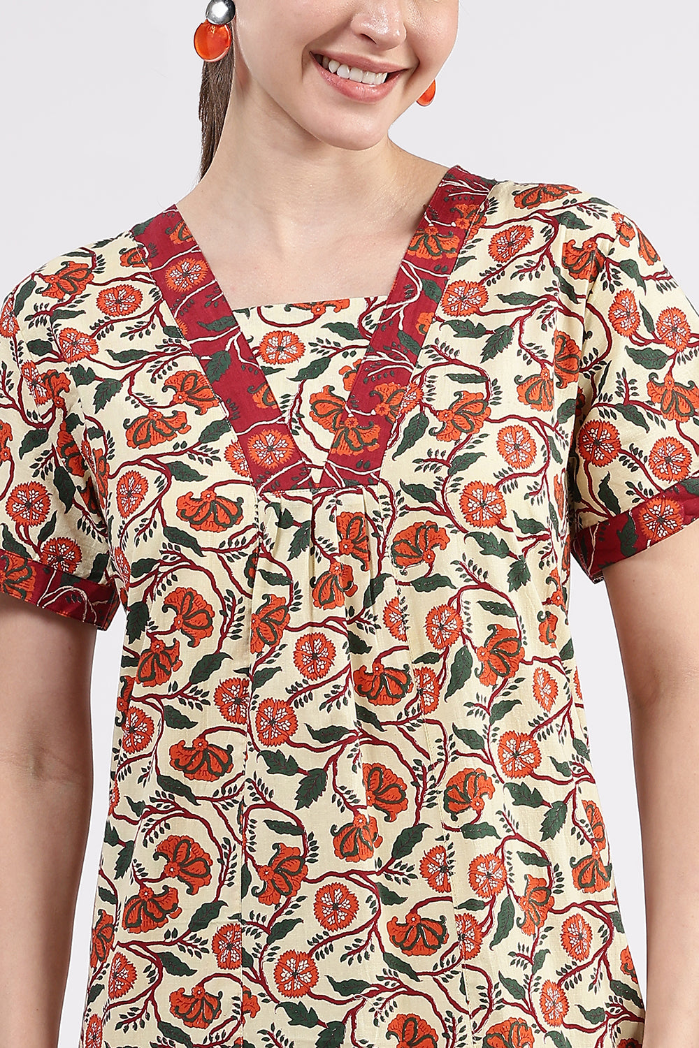 Naidu Hall Women’s Printed Cotton Full-Length Nighty with V-Neck Patchwork and Contrast Border Sleeves
- NA98