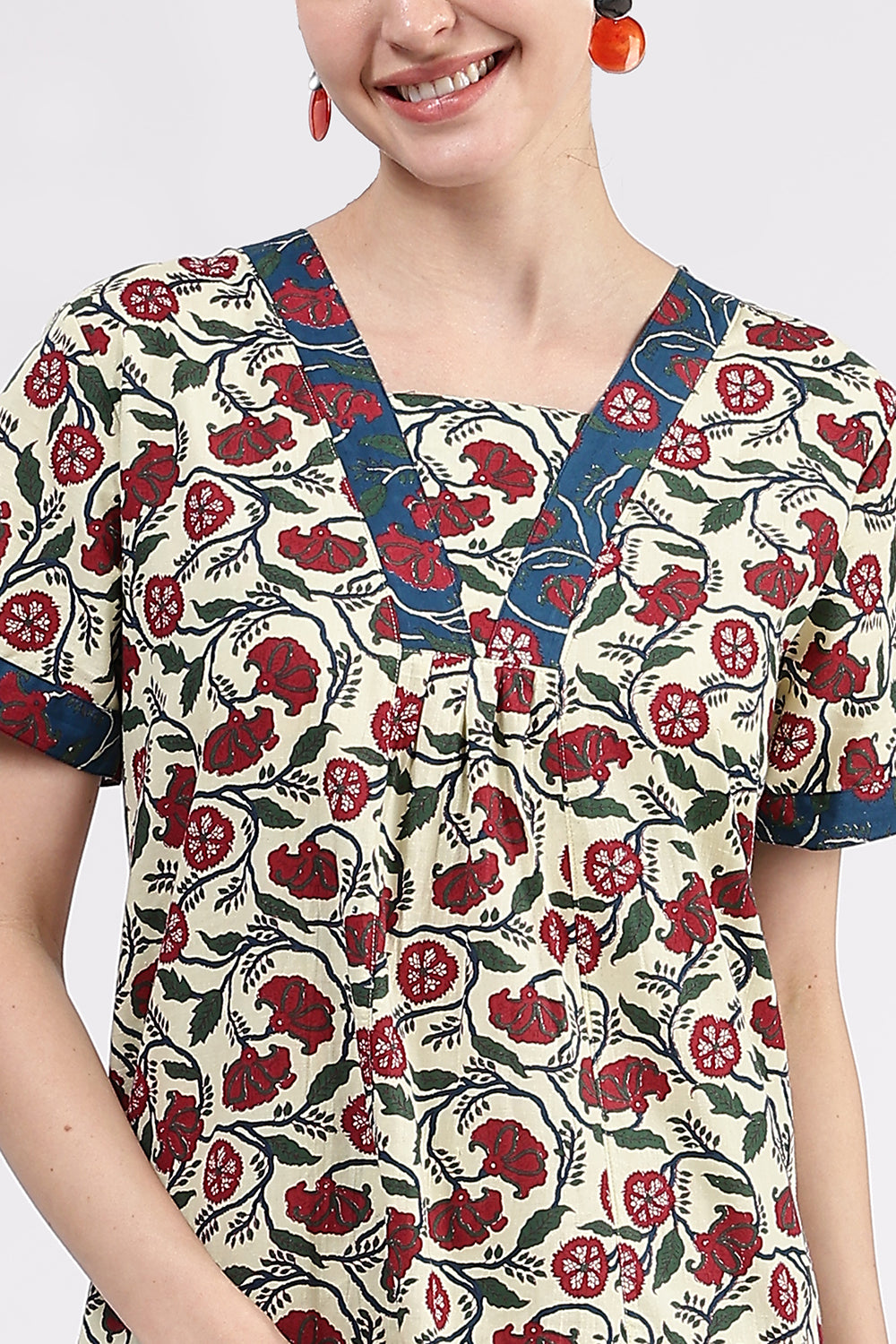 Naidu Hall Women’s Printed Cotton Full-Length Nighty with V-Neck Patchwork and Contrast Border Sleeves
- NA98