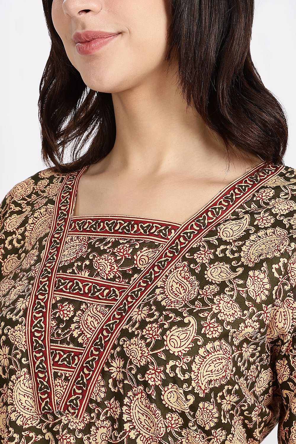 Naidu Hall Women’s Printed Cotton Blend Full Length Nighty with V Patch Neckline and Border Detailing
- NB05