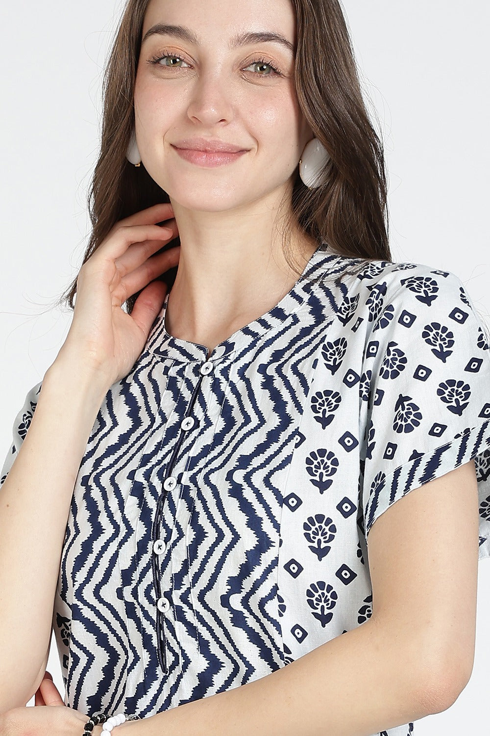 Naidu Hall Women’s Printed Cotton Nighty | Full Length Mandarin Collar Half Sleeve Botanical Leaf Print Nightdress for Daily Wear & Sleepwear
- NB32