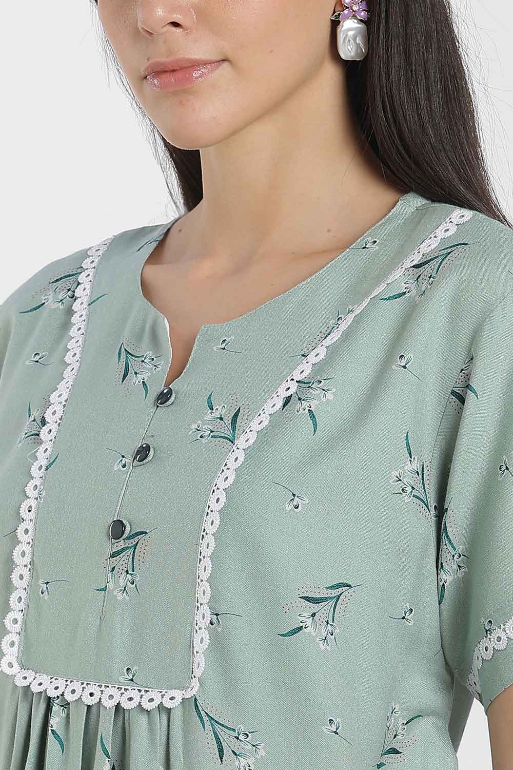 Naidu Hall Printed Cotton Nighty for Women – Full Length A-Line Nighty with Lace Panel & V-Slit Neck | Comfortable Daily Wear Sleepwear
- NB37