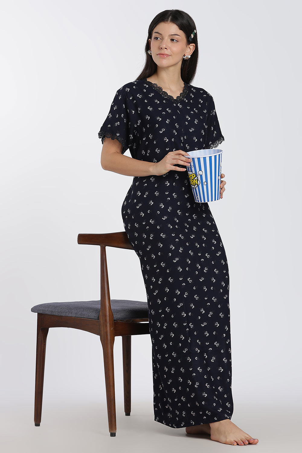 Naidu Hall Printed Alpine Cotton Nighty for Women – Full Length A-Line Sleepwear with Lace Detail & V-Neck | Comfortable Daily Wear Nighty
- NB39