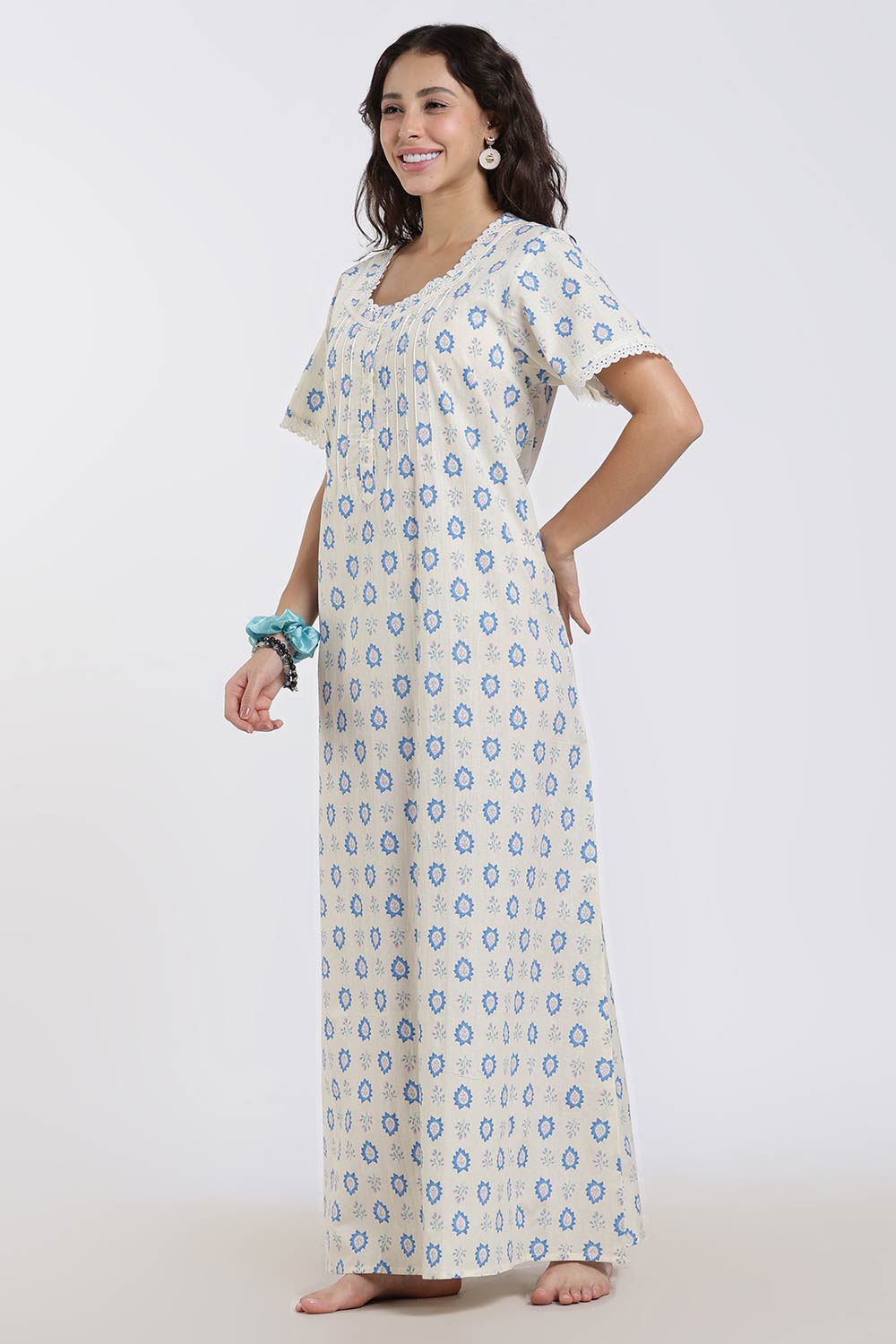 Naidu Hall Printed Cotton Nighty for Women – Full Length A-Line Sleepwear with Lace Detail | Comfortable Daily Wear Nighty
- NB43
