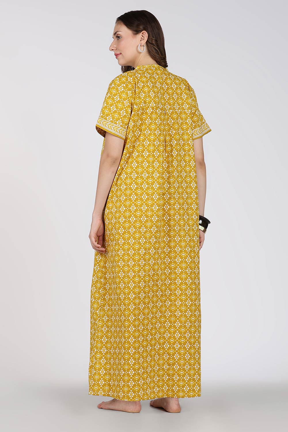 Naidu Hall Printed Cotton Nighty for Women – Full Length Relax Fit Sleepwear with Mandarin Collar & Panel Design | Comfortable Daily Wear Nighty
- NB45