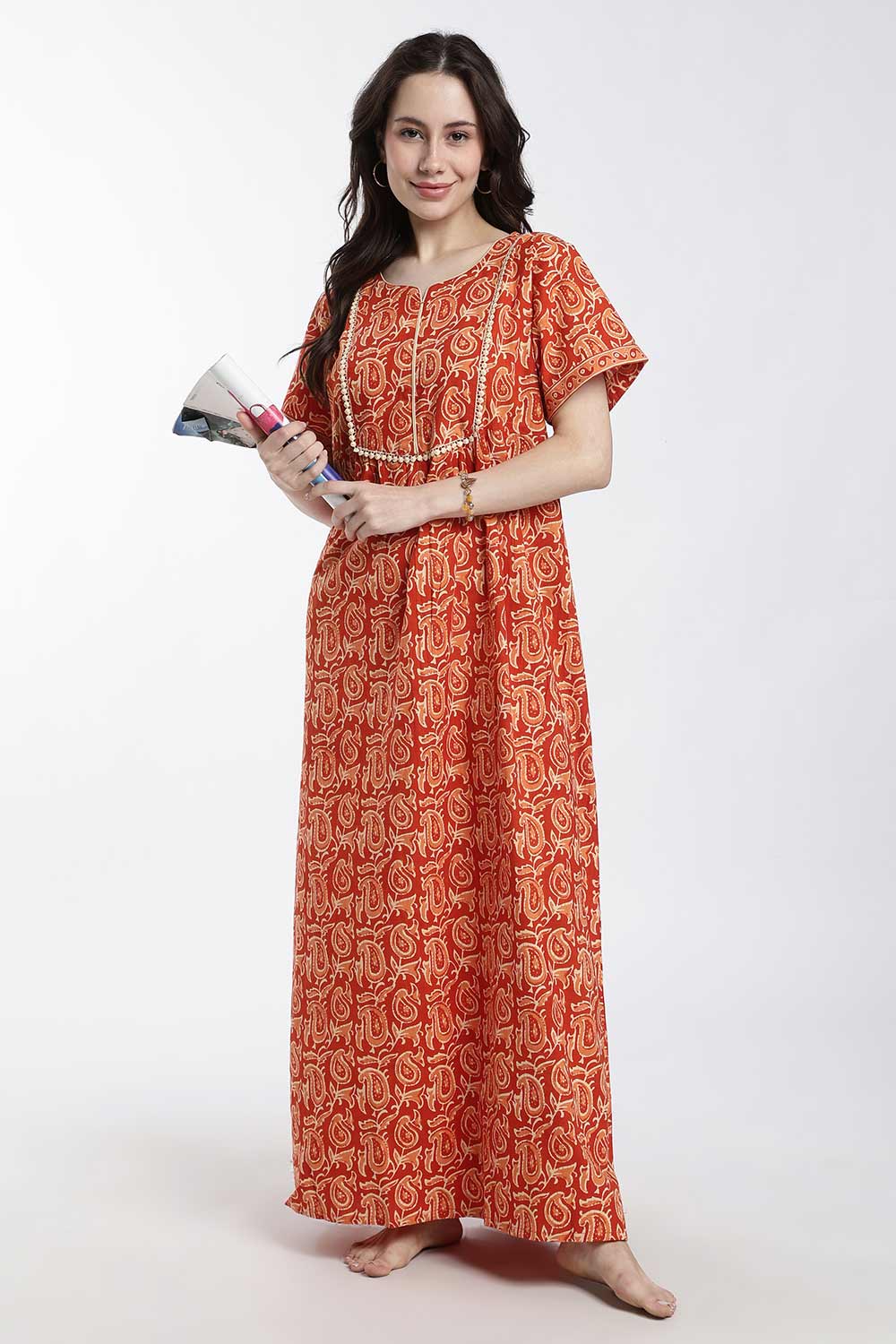Naidu Hall Women’s Printed Cotton Nighty – Full Length Nighty with V-Slit Round Neck, Lace Yoke & Side Pocket | Comfortable Daily Wear & Sleepwear for Women
- NB46