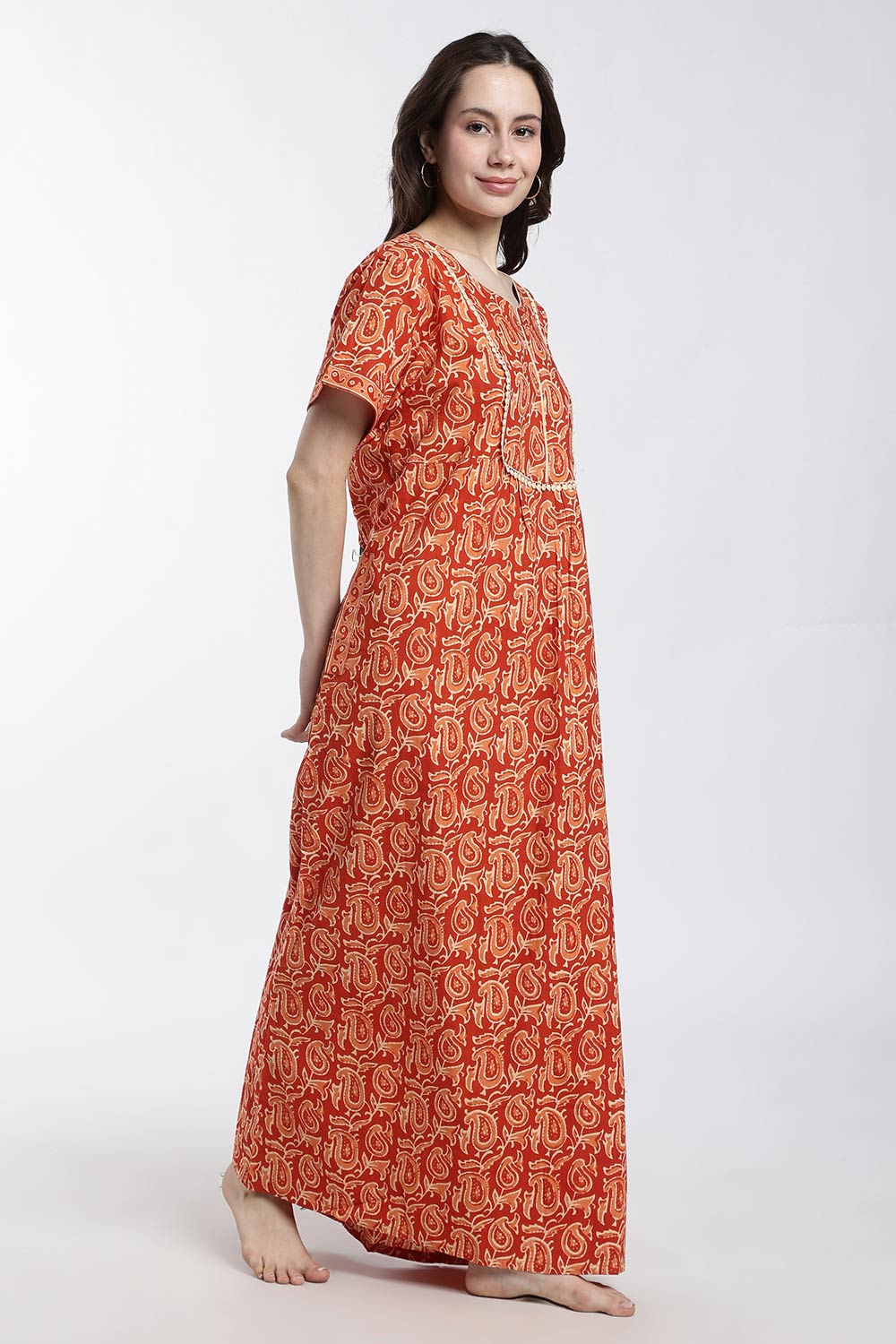 Naidu Hall Women’s Printed Cotton Nighty – Full Length Nighty with V-Slit Round Neck, Lace Yoke & Side Pocket | Comfortable Daily Wear & Sleepwear for Women
- NB46