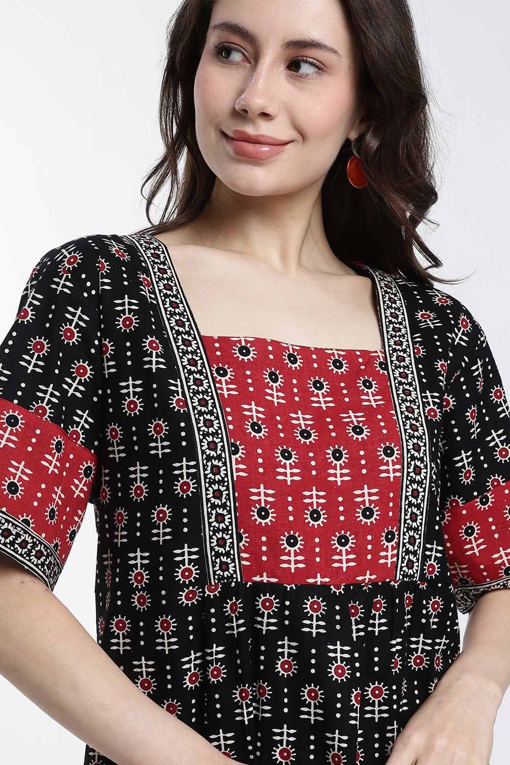 Naidu Hall Women’s Cotton Printed Nighty – Full Length Box Neck Sleepwear with Gathered Yoke & Patchwork Detail
- NB49
