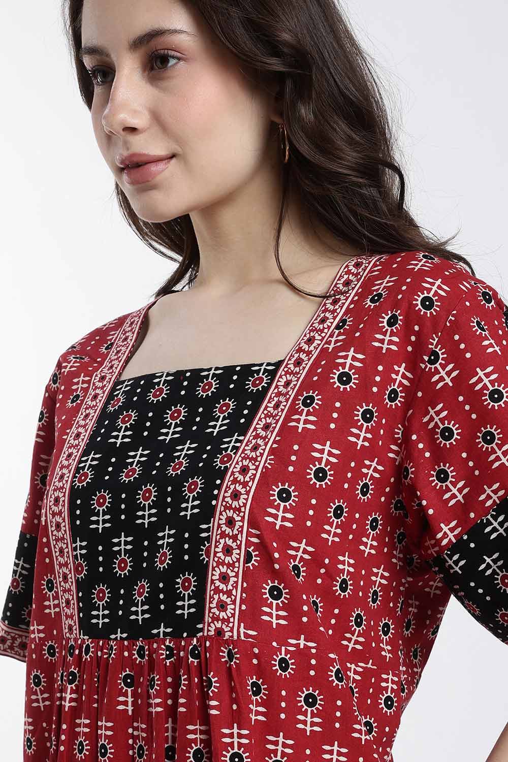 Naidu Hall Women’s Cotton Printed Nighty – Full Length Box Neck Sleepwear with Gathered Yoke & Patchwork Detail
- NB49