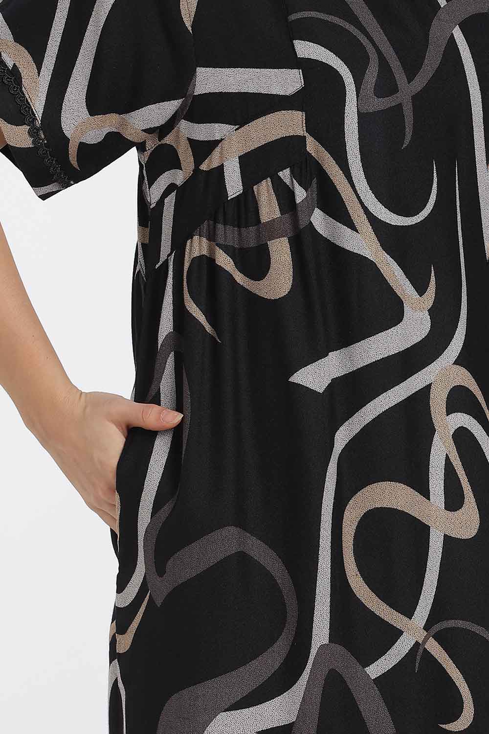 Naidu Hall Printed Cotton Nighty for Women – Full Length Relaxed Fit Sleepwear with Keyhole Neck & Panel Design | Comfortable Daily Wear Nighty
- NF41