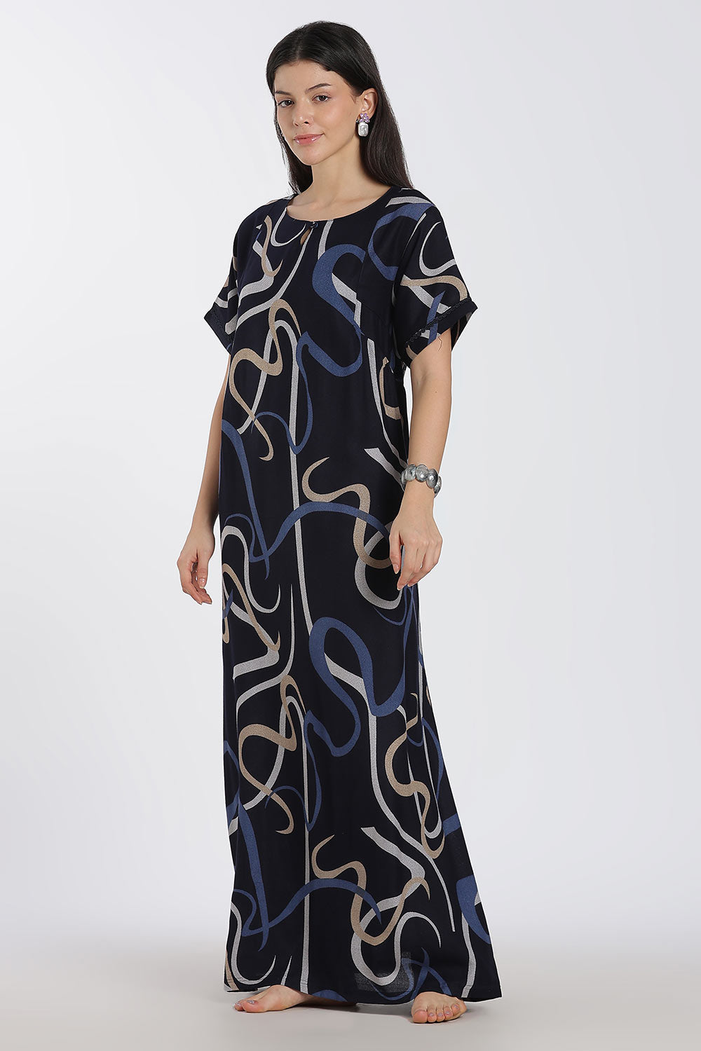 Naidu Hall Printed Cotton Nighty for Women – Full Length Relaxed Fit Sleepwear with Keyhole Neck & Panel Design | Comfortable Daily Wear Nighty
- NF41