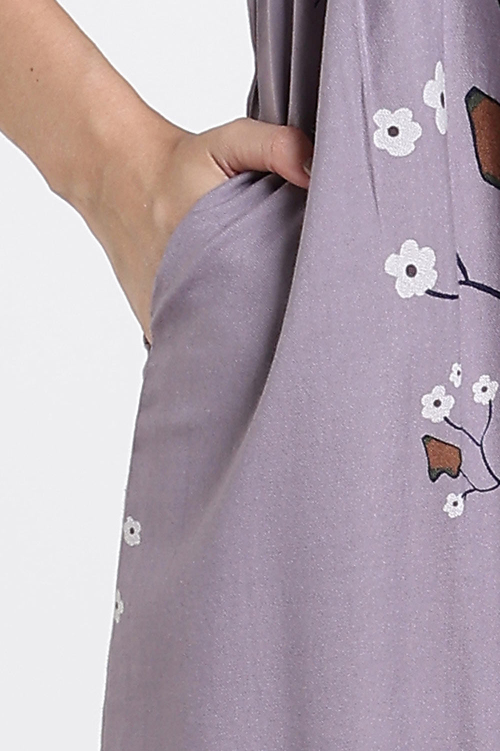 Naidu Hall Printed Cotton Nighty for Women – Full Length Flared Nighty with Lace V-Neck & Button Placket | Comfortable Daily Wear Sleepwear
- NF42