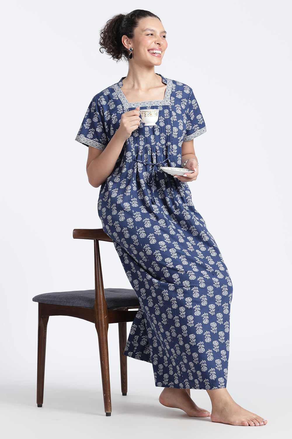 Naidu Hall Women’s Printed Cotton Nighty | Full-Length Daily Wear & Sleepwear Nightdress with Square Neck & Mandarin Collar
- NB23