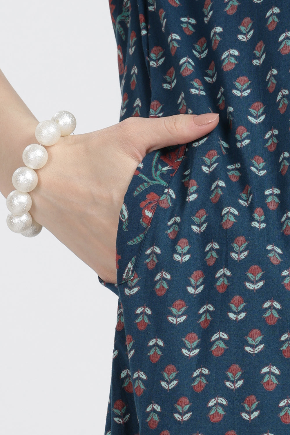 Naidu Hall Women’s Floral Printed Cotton Blend Nighty | Full-Length Round Neck Daily Wear Nightdress
- NB15