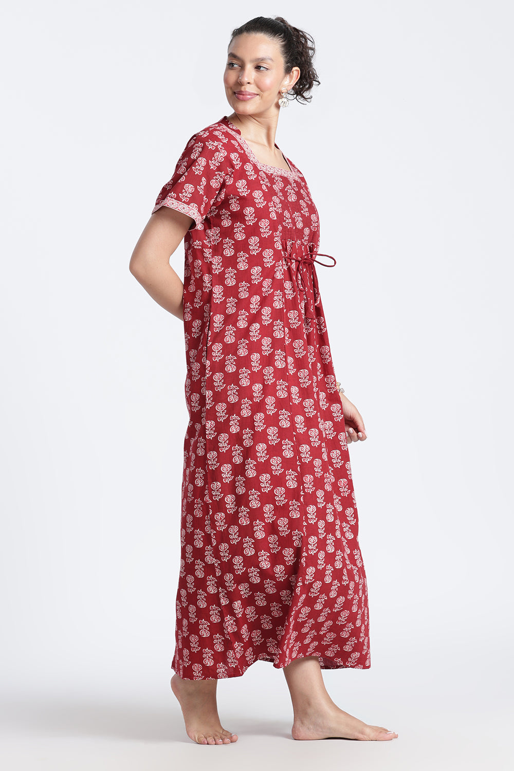 Naidu Hall Women’s Printed Cotton Nighty | Full-Length Daily Wear & Sleepwear Nightdress with Square Neck & Mandarin Collar
- NB23