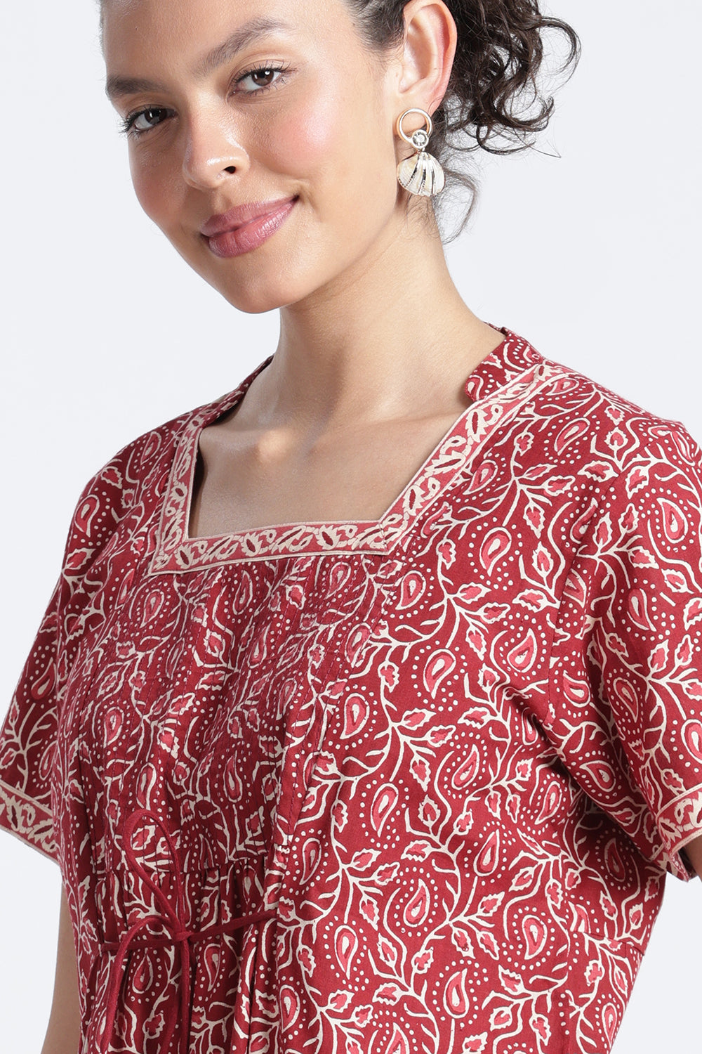 Naidu Hall Women’s Printed Cotton Nighty | Full-Length Daily Wear & Sleepwear Nightdress with Square Neck & Mandarin Collar
- NB22