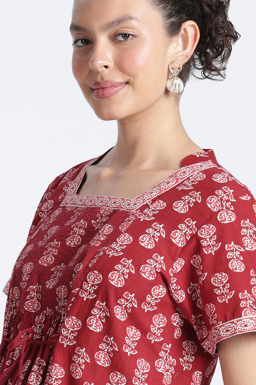 Naidu Hall Women’s Printed Cotton Nighty | Full-Length Daily Wear & Sleepwear Nightdress with Square Neck & Mandarin Collar
- NB23