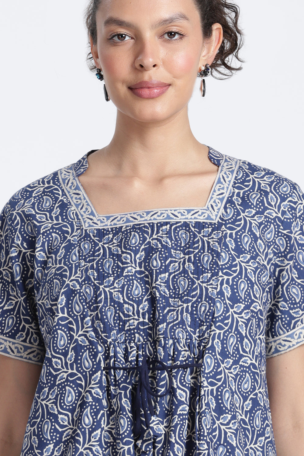 Naidu Hall Women’s Printed Cotton Nighty | Full-Length Daily Wear & Sleepwear Nightdress with Square Neck & Mandarin Collar
- NB22