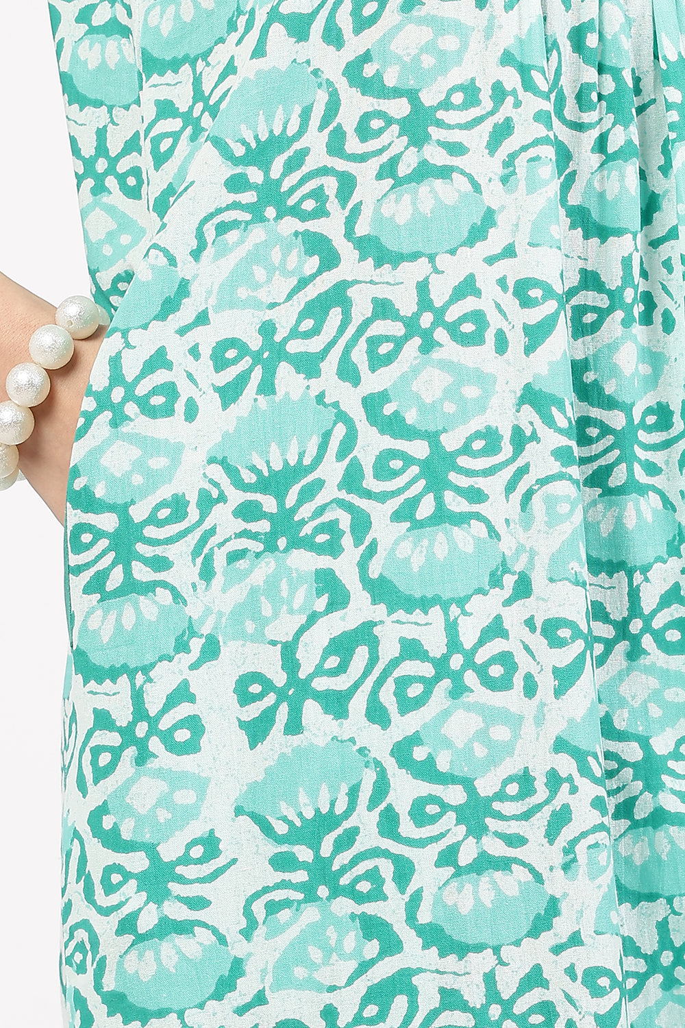 Naidu Hall Women’s Floral Printed Cotton Nighty with Front Yoke & Contrast Piping | Round Neck, Short Sleeves
- NA90