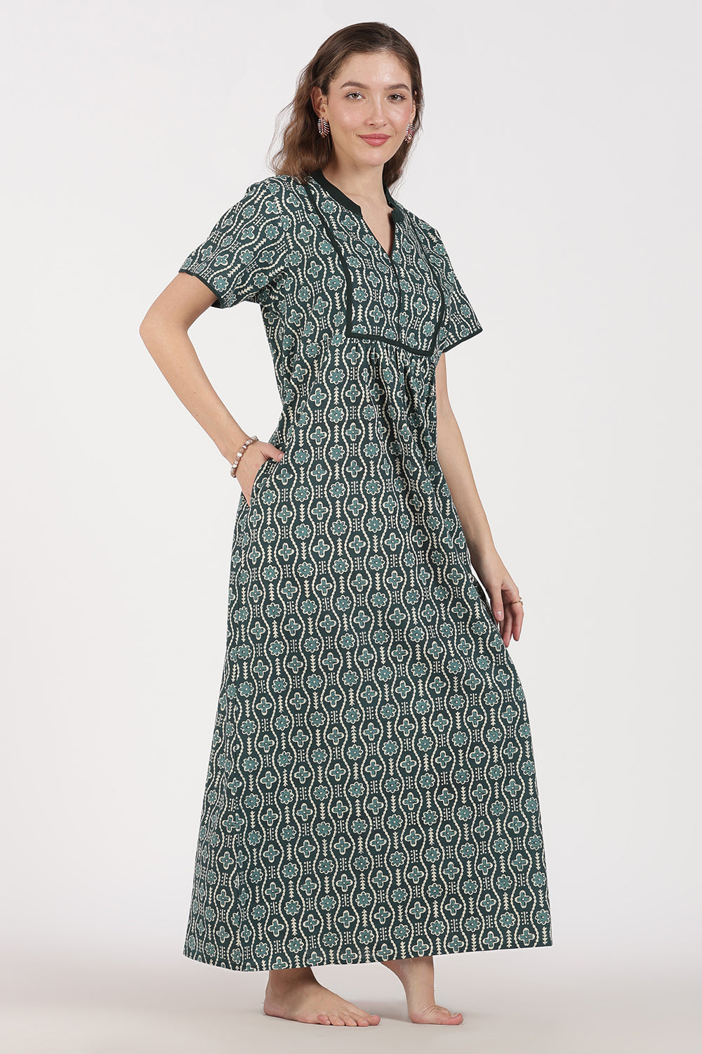 Naidu Hall Women’s Full-Length A-Line Nighty – Cotton, Split Mandarin Collar, Contrast Piping, Short Sleeves & Floral Zig-Zag Print
- NB08