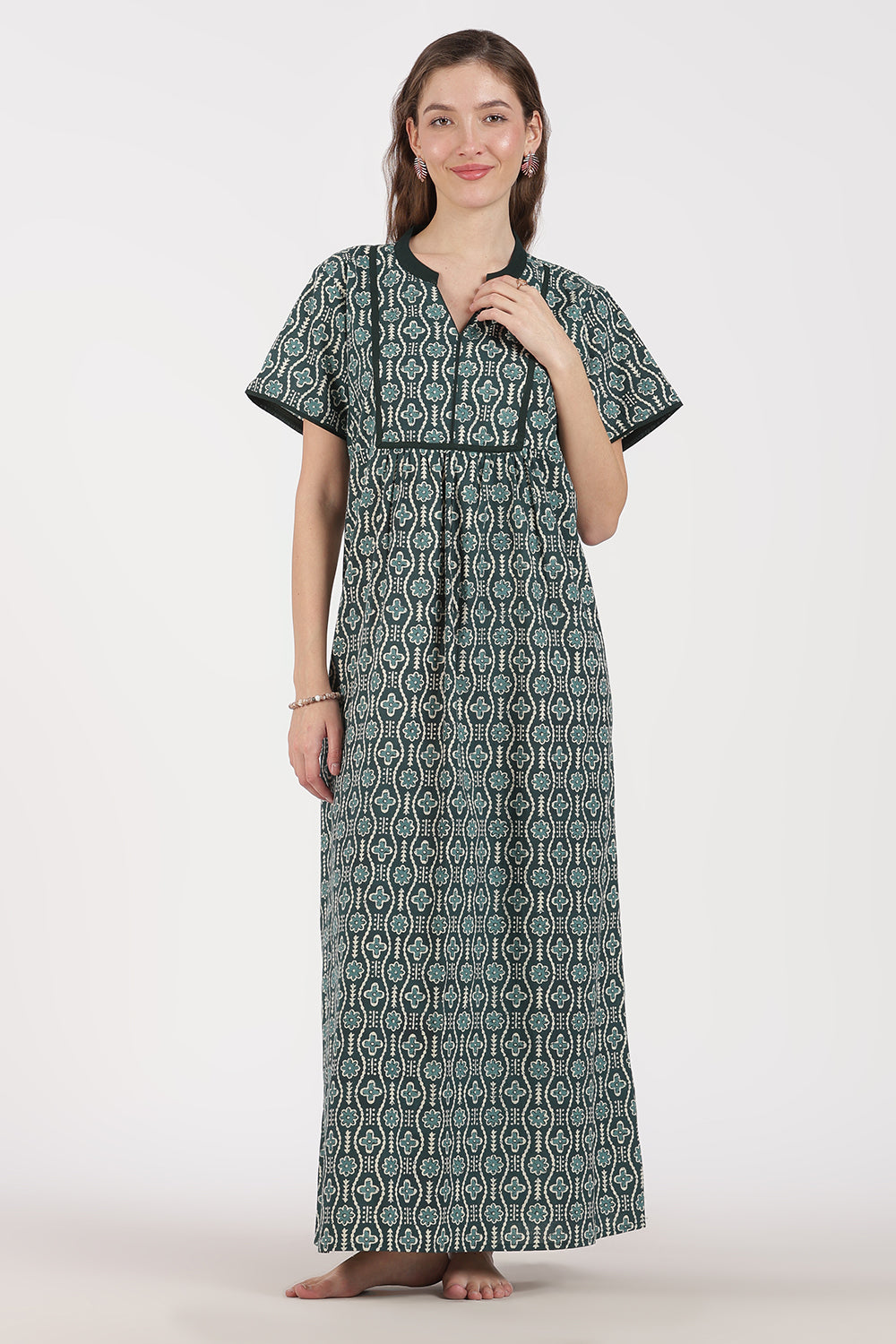 Naidu Hall Women’s Full-Length A-Line Nighty – Cotton, Split Mandarin Collar, Contrast Piping, Short Sleeves & Floral Zig-Zag Print
- NB08